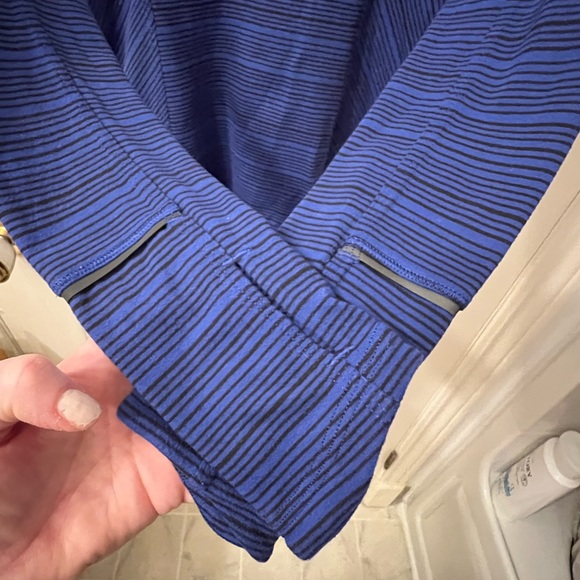 Lululemon Kanto Catch Me Long Sleeve 2 - Picture 9 of 9